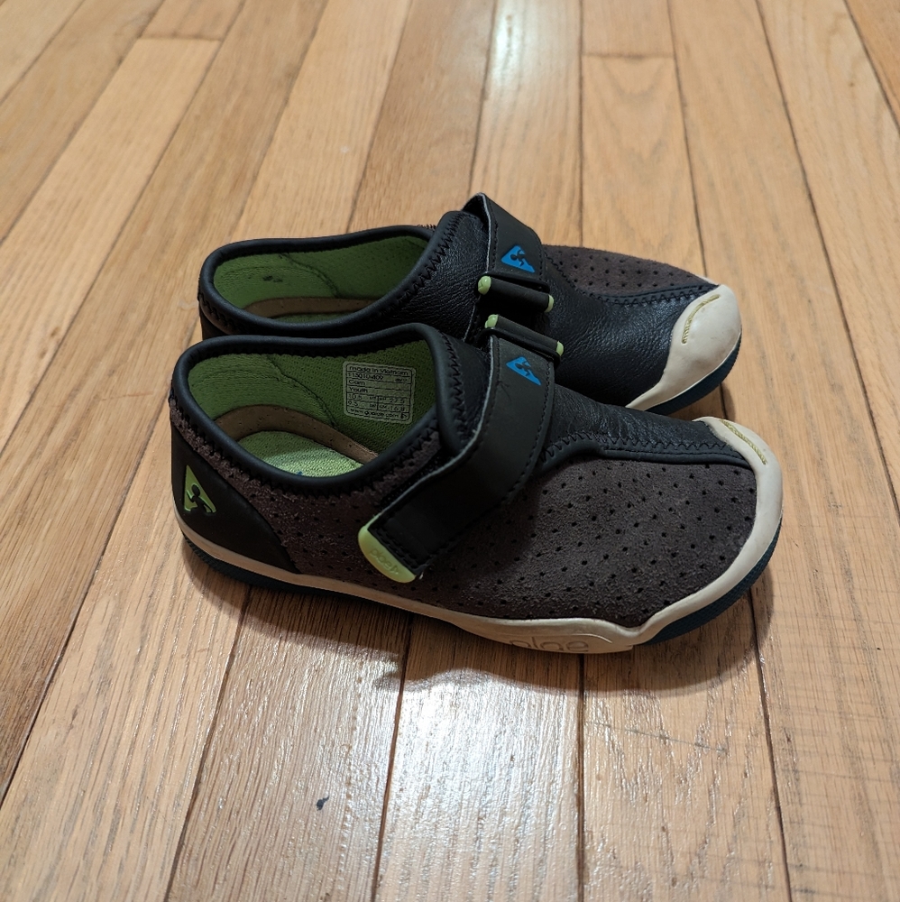Boys PLAE shoes- size 10.5